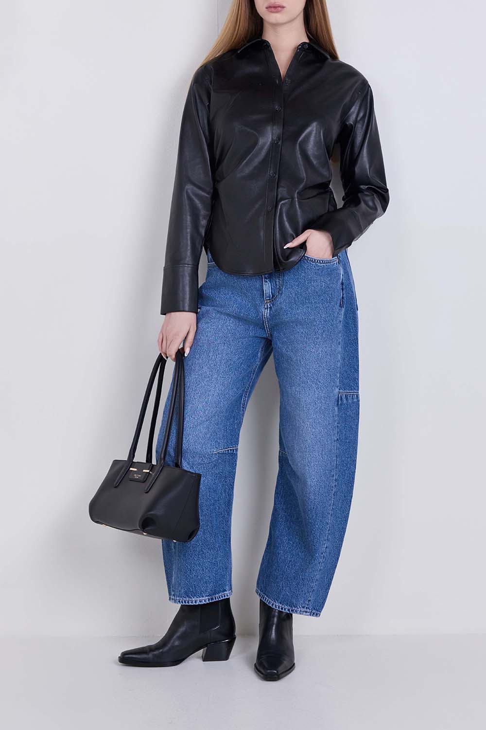 חולצה מכופתרת